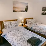 Crookabeck 5*