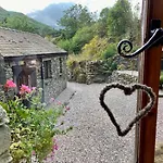 Crookabeck Bed & Breakfast 5*
