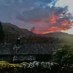 Crookabeck Bed & Breakfast