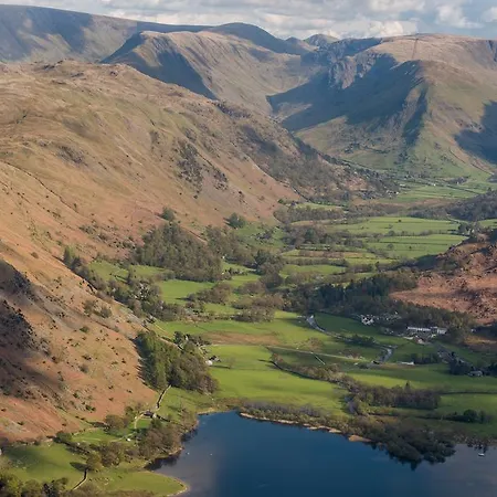 Crookabeck Bed & Breakfast 5*